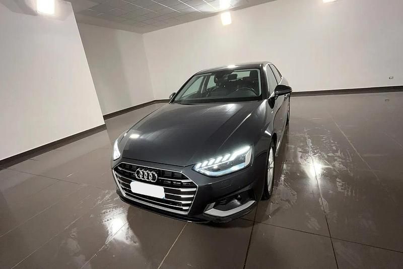 Usata Audi A4 Advanced 135 CV (99 kW) 2023 Grigio Berlina