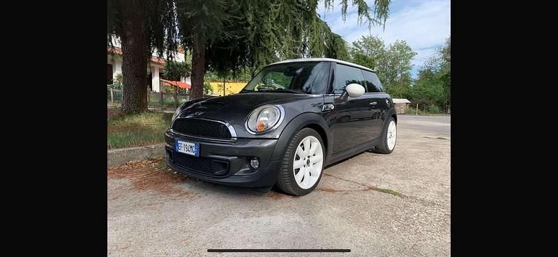 Begagnad Mini Cooper S 184 HK (135 kW) 2010 Halvkombi