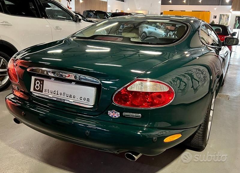 Usata Jaguar XK8 298 CV (219 kW) 2003 Verde Coupé