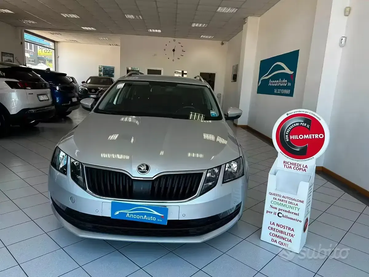 Usata Skoda Octavia G-TEC Style 131 CV (96 kW) 2019 Grigio Station wagon
