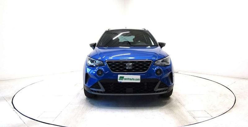 Usata Seat Arona FR 95 CV (69 kW) 2025 Blu scuro/nero SUV