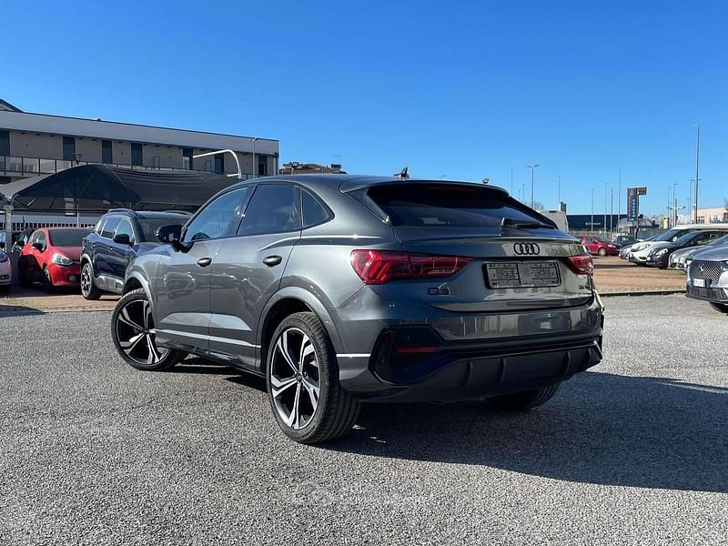 Usata Audi Q3 S-Line 150 CV (110 kW) 2025 Grigio SUV