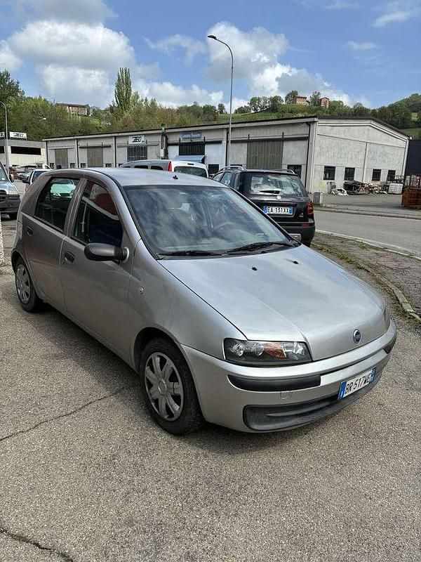 Usata Fiat Punto 60 CV (44 kW) 2001 Other Utilitaria