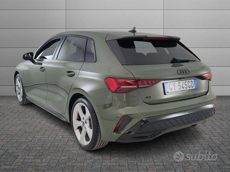 Usata Audi A3 Ambiente 150 CV (110 kW) 2025 Verde Berlina