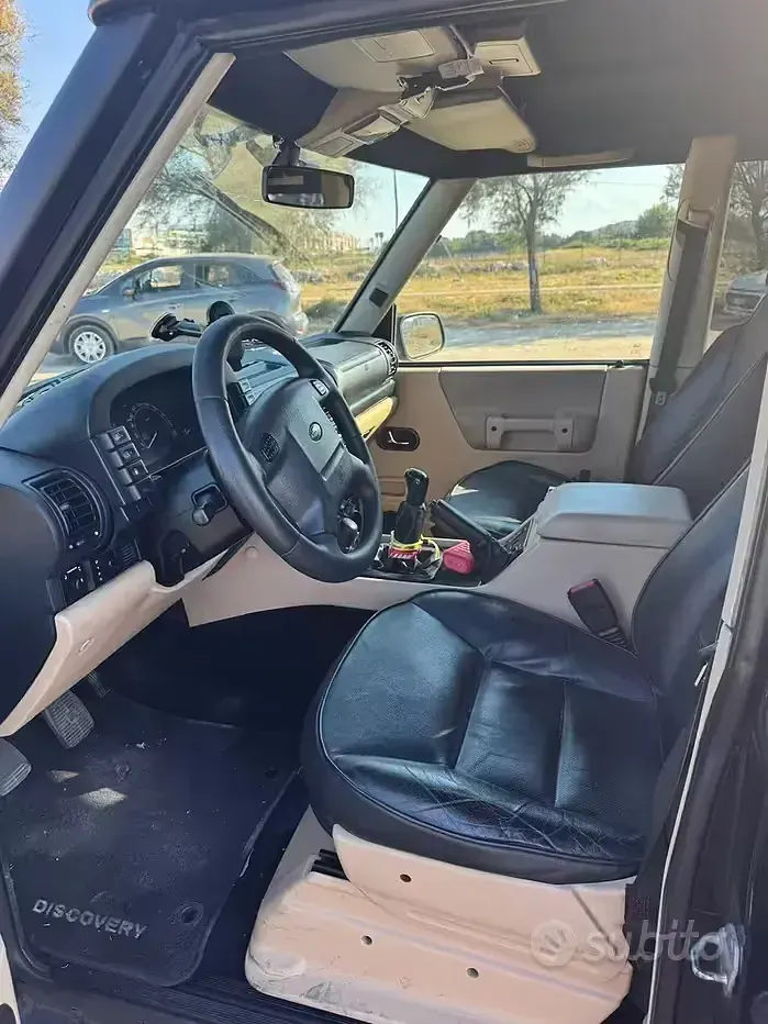 Usata Land Rover Discovery 2 138 CV (101 kW) 2004 Nero SUV