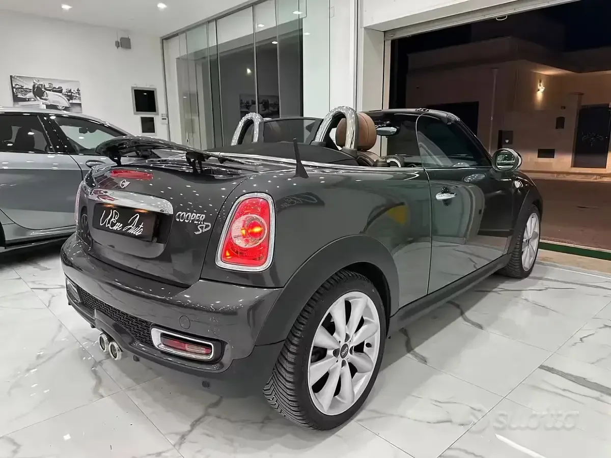 Usata Mini Cooper SD Cabriolet 143 CV (105 kW) 2012 Nero Cabrio