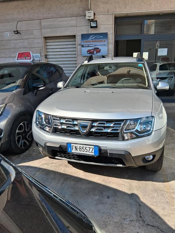 Usata Dacia Duster Prestige 110 CV (80 kW) 2018 Argento SUV