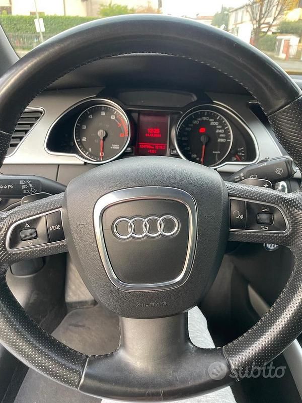 Usata Audi A5 Cabriolet 160 CV (117 kW) 2011 Grigio Cabrio