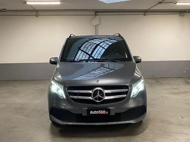 Usata Mercedes V250 Avantgarde 190 CV (139 kW) 2020 Grigio Monovolume