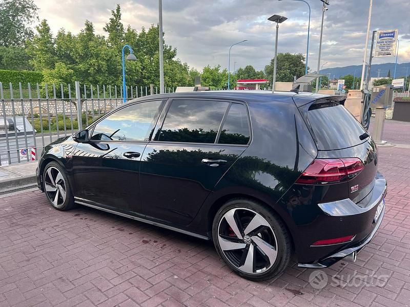 Usata VW Golf VII GTI 245 CV (180 kW) 2018 Nero Utilitaria