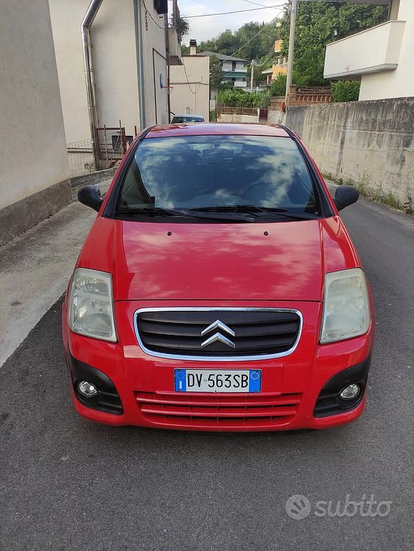 Usata Citroën C2 60 CV (44 kW) 2009 Rosso Utilitaria