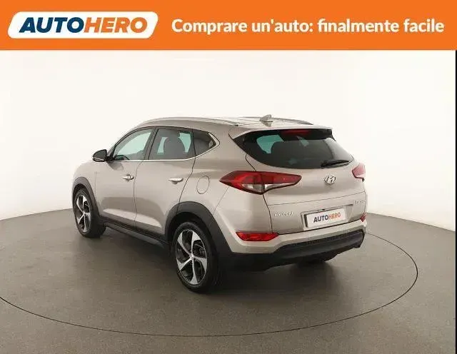 Usata Hyundai Tucson Edition 141 CV (103 kW) 2018 Oro SUV