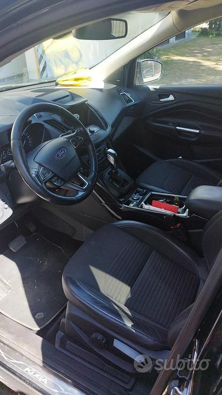Usata Ford Kuga 2017 Nero SUV