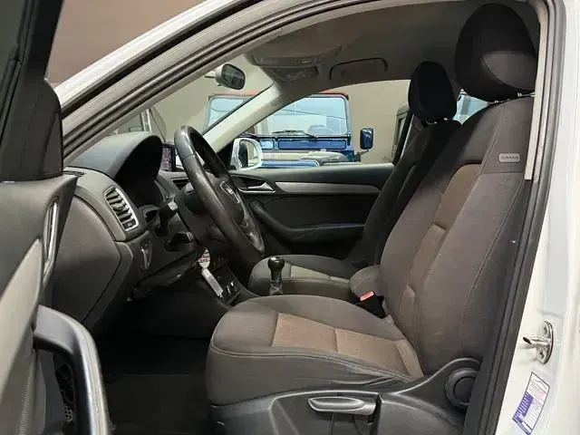 Usata Audi Q3 Business 140 CV (102 kW) 2014 Bianco metallizzato SUV
