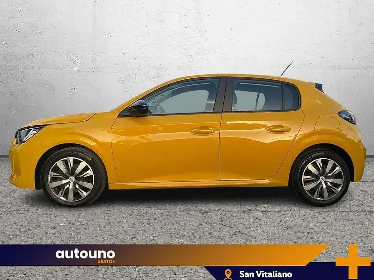 Usata Peugeot 208 Active 101 CV (74 kW) 2023 Giallo Utilitaria