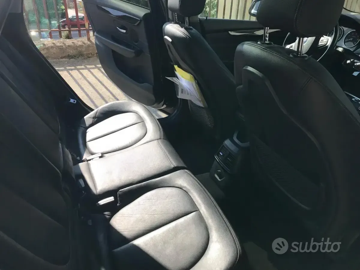 Usata BMW 220 Luxury Line 190 CV (139 kW) 2016 Nero Station wagon
