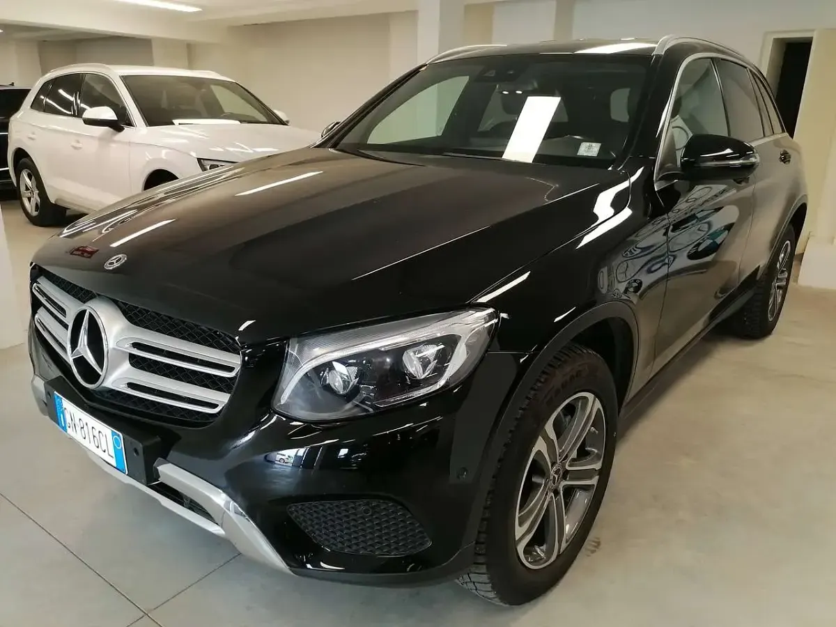 Usata Mercedes GLC220 Exclusive 170 CV (125 kW) 2019 Nero SUV