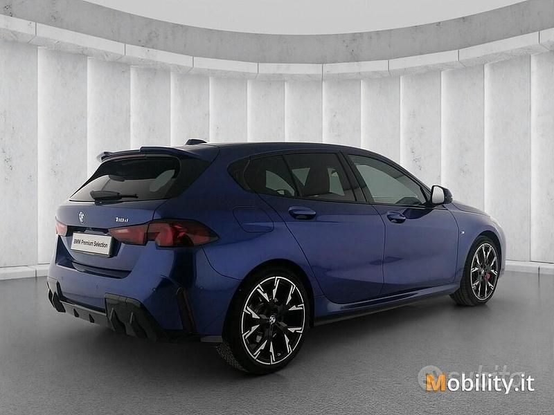 Usata BMW 118 M Sport 150 CV (110 kW) 2024 Portimao blue metallizzato Utilitaria