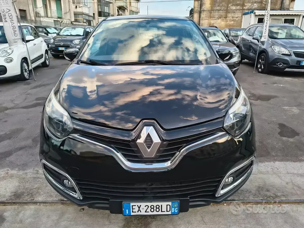 Usata Renault Captur 90 CV (66 kW) 2014 Nero SUV