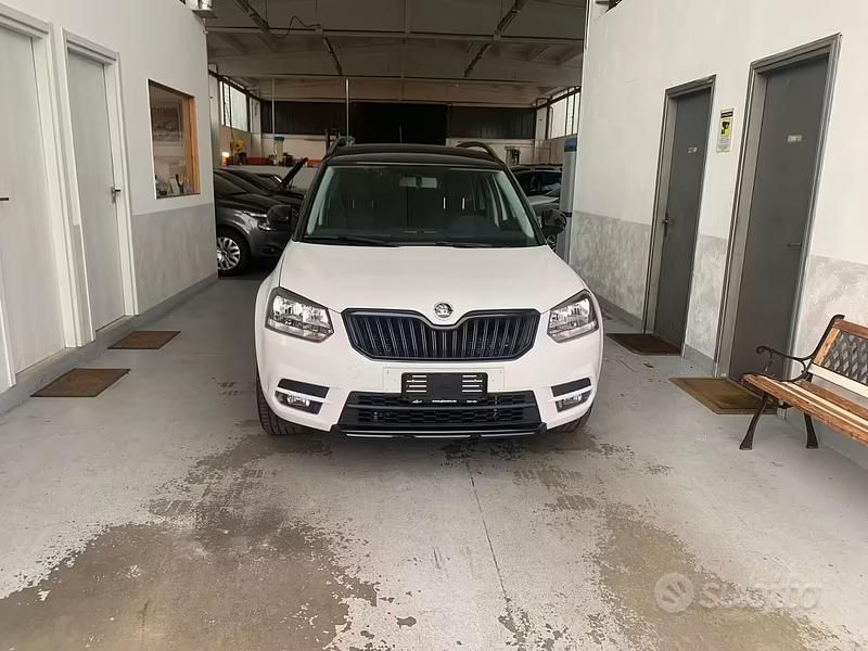 Usata Skoda Yeti Monte Carlo 105 CV (77 kW) 2015 Bianco SUV