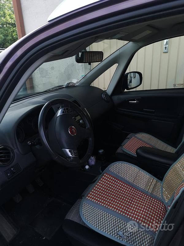 Usata Fiat Sedici 135 CV (99 kW) 2013 SUV