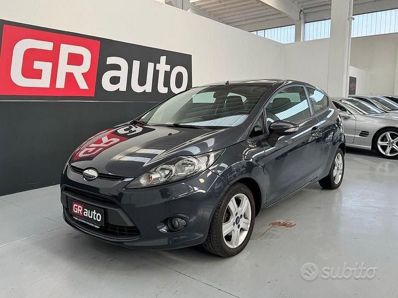 Usata Ford Fiesta Titanium 70 CV (51 kW) 2010 Other Utilitaria
