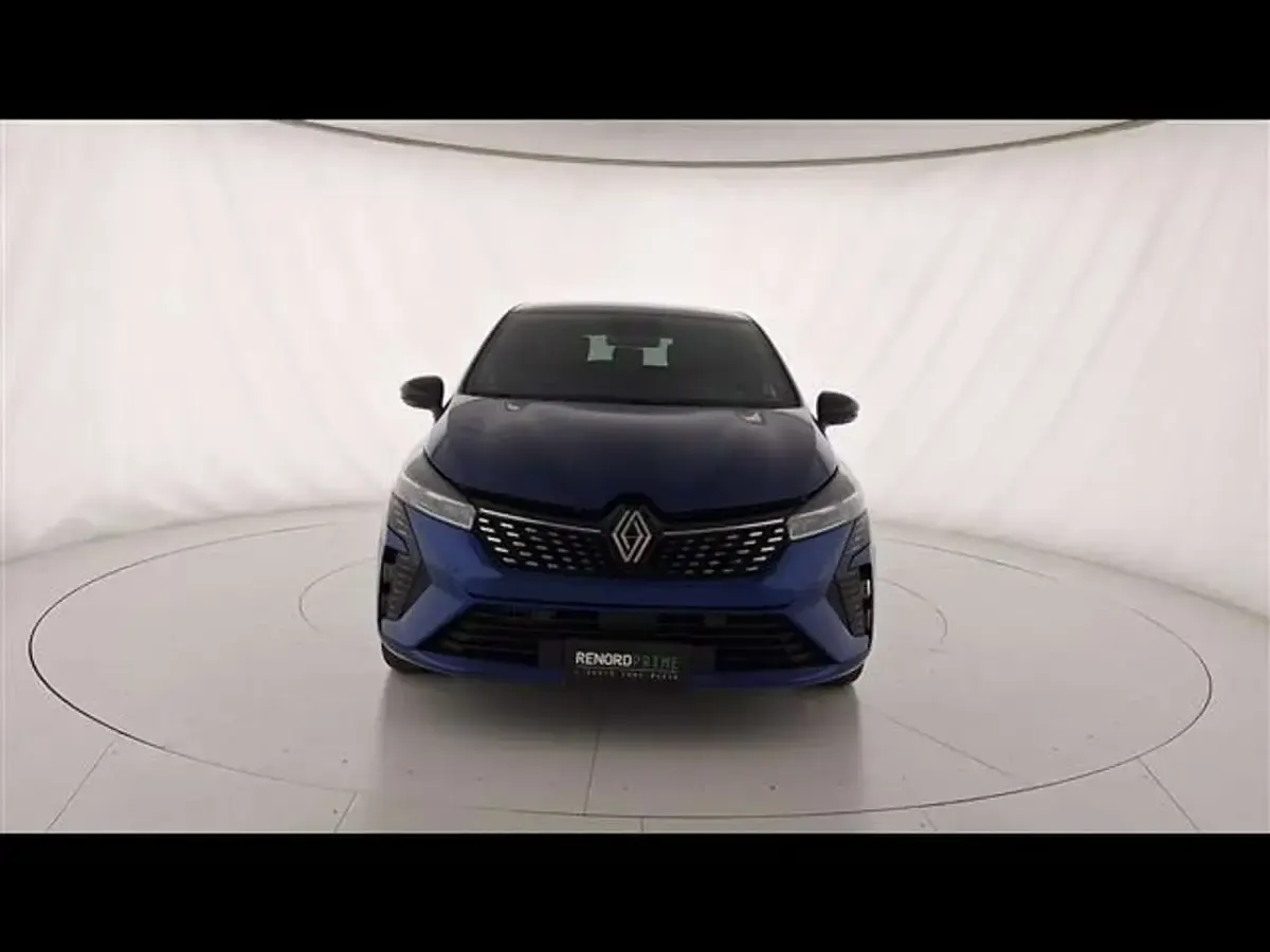 Usata Renault Clio V Techno 91 CV (66 kW) 2025 Blu scuro Berlina