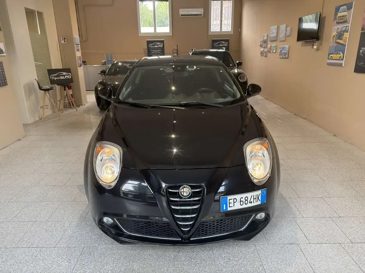 Usata Alfa Romeo MiTo Distinctive 95 CV (69 kW) 2013 Nero Utilitaria