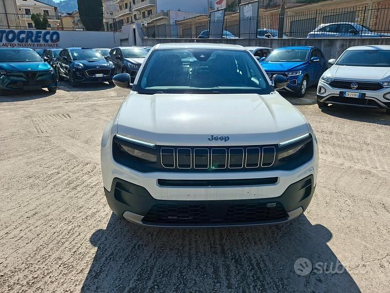 Usata Jeep Avenger Altitude 101 CV (74 kW) 2024 Bianco SUV