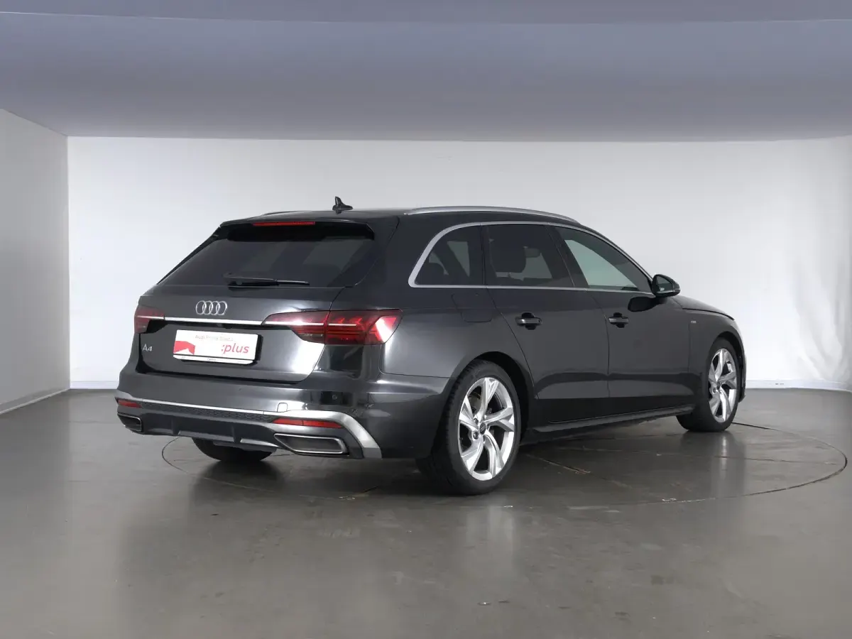 Usata Audi A4 S-Line 163 CV (119 kW) 2022 Nero mito metallizzato Station wagon