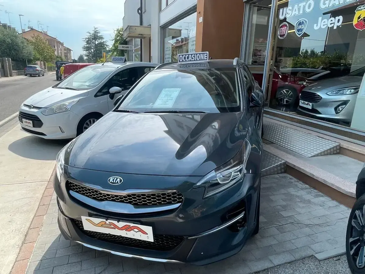 Usata Kia XCeed 135 CV (99 kW) 2021 Grigio SUV