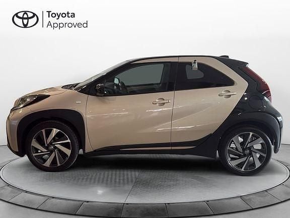 Usata Toyota Aygo X Trend 72 CV (52 kW) 2022 Grigio SUV