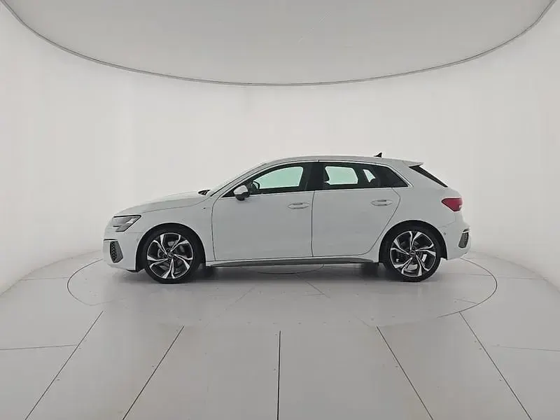 Usata Audi A3 Sportback S-Line 150 CV (110 kW) 2022 Utilitaria