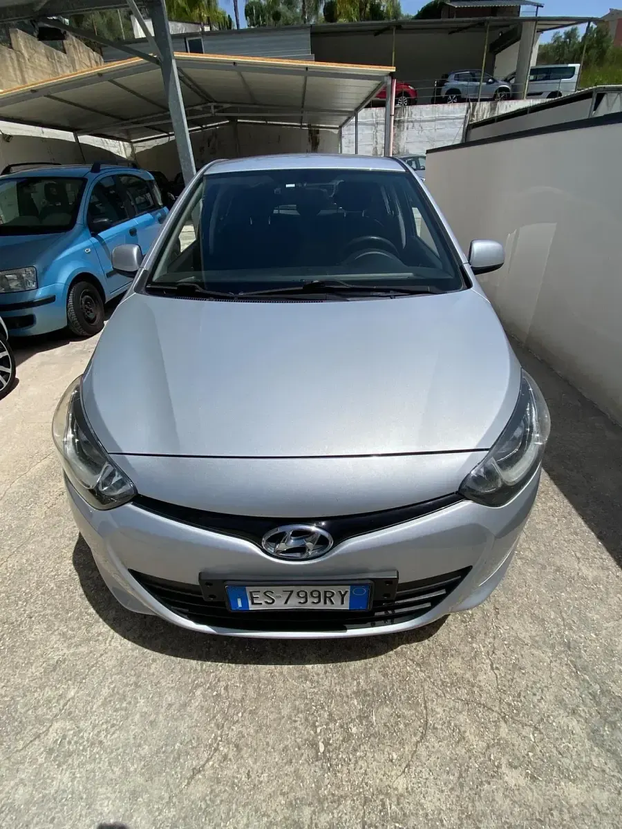 Usata Hyundai i20 Classic 75 CV (55 kW) 2013 Utilitaria