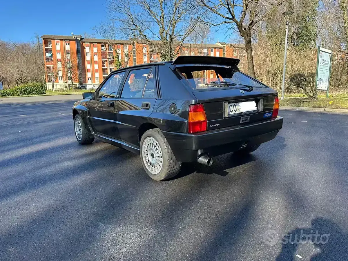 Usata Lancia Delta 205 CV (150 kW) 1992 Nero Utilitaria