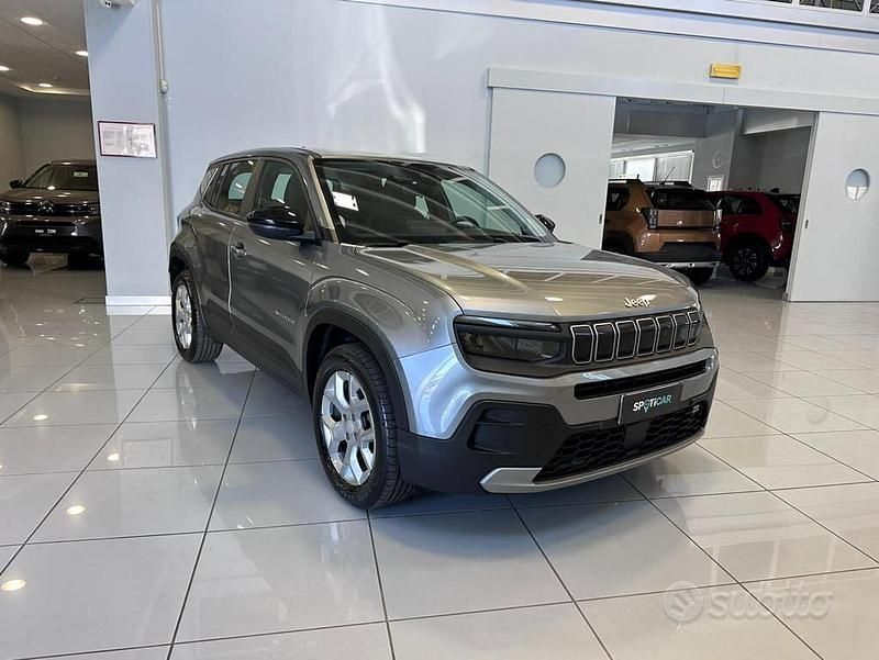 Usata Jeep Avenger Altitude 101 CV (74 kW) 2024 Grigio SUV
