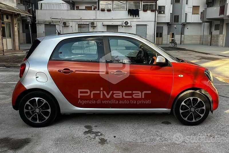 Usata Smart ForFour Passion 71 CV (52 kW) 2015 Utilitaria