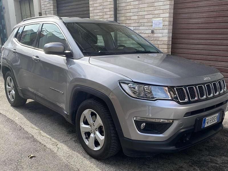 Usata Jeep Compass Longitude 120 CV (88 kW) 2019 Argento SUV
