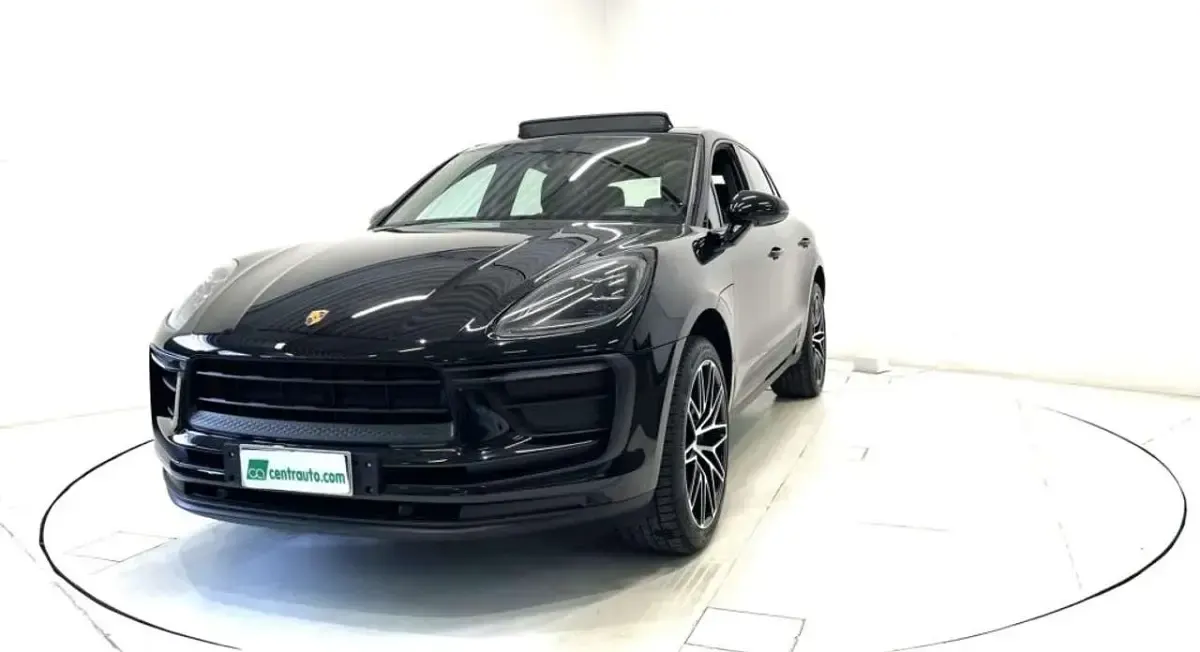 Usata Porsche Macan 265 CV (194 kW) 2023 Nero SUV