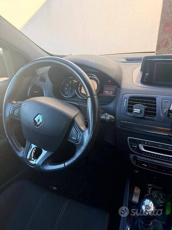 Usata Renault Mégane 110 CV (80 kW) 2014 Rosso Berlina