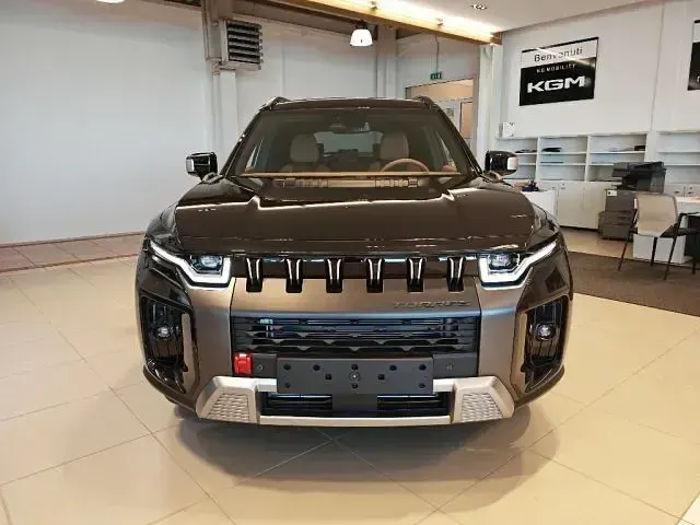 Nuova KGM Torres 163 CV (119 kW) 2026 Nero metallizzato SUV