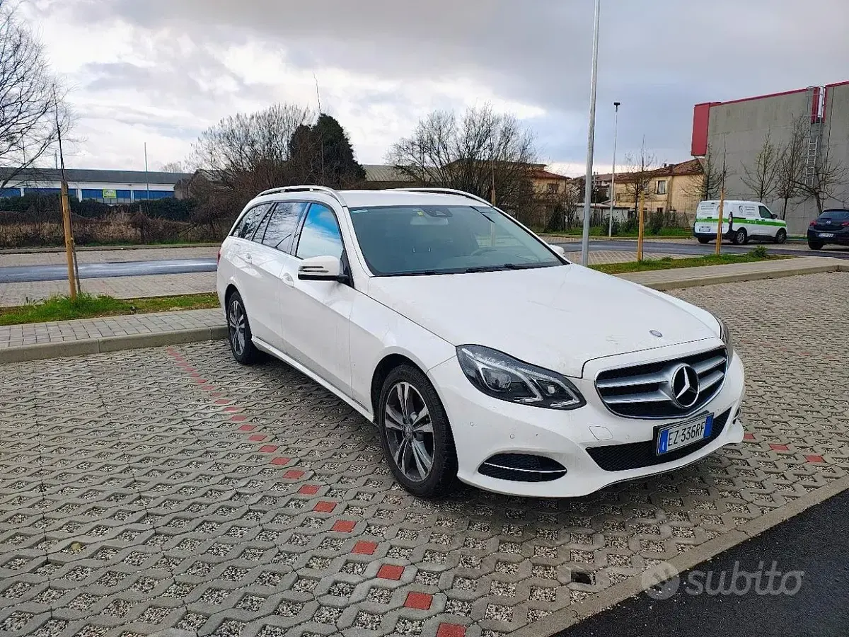 Usata Mercedes E250 204 CV (150 kW) 2015 Bianco Station wagon
