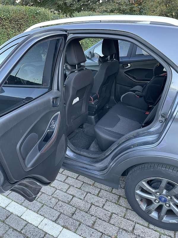 Begagnad Ford Ka Plus Active 86 HK (63 kW) 2019 Brun Halvkombi