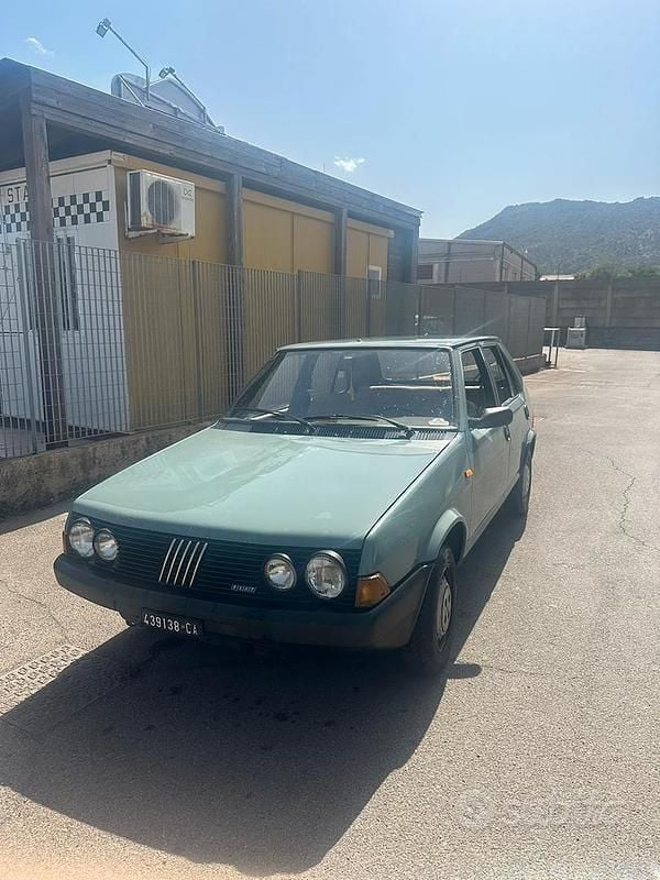 Verde Usata 1983 Fiat Ritmo Due volumi | 5000 € - Immagine 1/3
