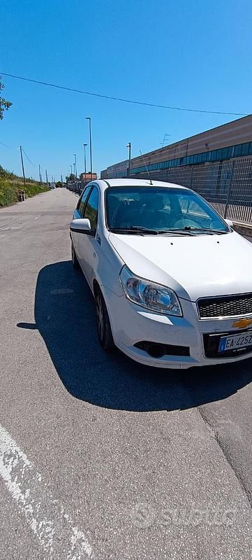 Usata Chevrolet Aveo 2010 Bianco Utilitaria