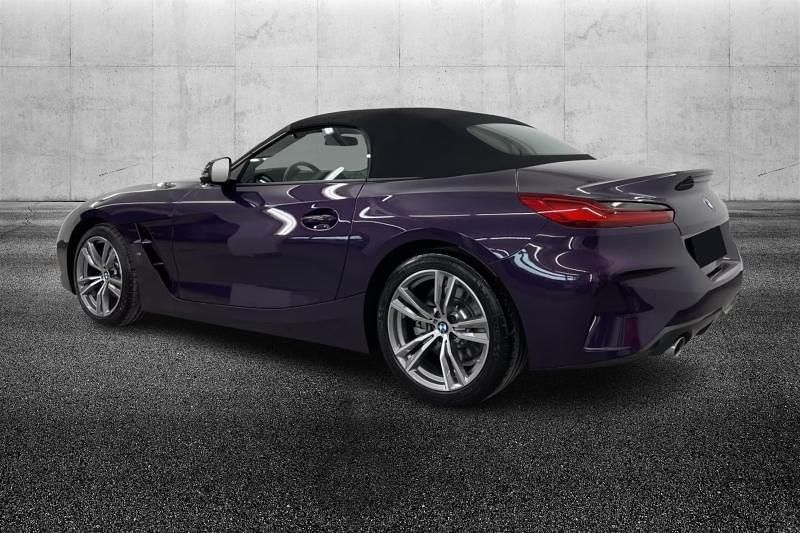 Usata BMW Z4 M Sport 197 CV (144 kW) 2025 Viola metallizzato Cabrio