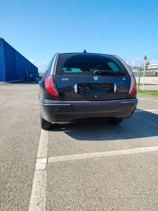 Usata Lancia Lybra 2003 Blu Station wagon