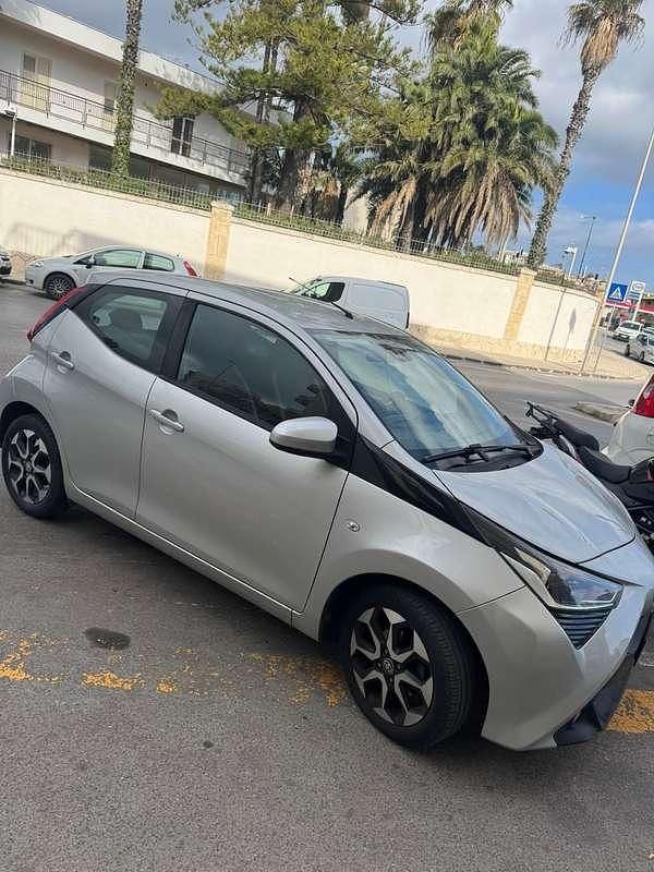 Usata Toyota Aygo 72 CV (52 kW) 2019 Utilitaria
