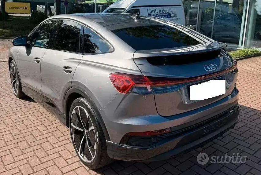 Usata Audi Q4 Sportback e-tron S-Line 219 kW (299 CV) 2022 Grigio SUV
