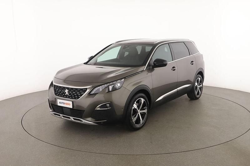 Usata Peugeot 5008 GT-line 120 CV (88 kW) 2017 Verde SUV